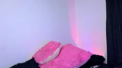 Snapshot of celestte_evans_1 chatting on 7, 10, 2025 celestte_evans_1 online show from 7, 10, 2025