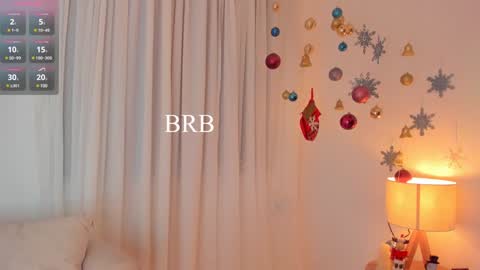 Snapshot of celia_dubois chatting on 12, 12, 2024 Ari online show from 12, 12, 2024