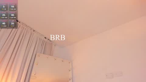 Snapshot of celia_dubois chatting on 22, 1, 2025 Ari online show from 22, 1, 2025