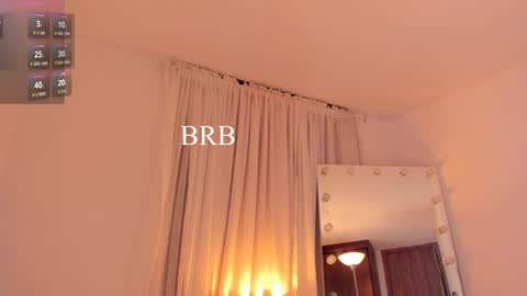 Snapshot of celia_dubois chatting on 1, 2, 2025 Ari online show from 1, 2, 2025