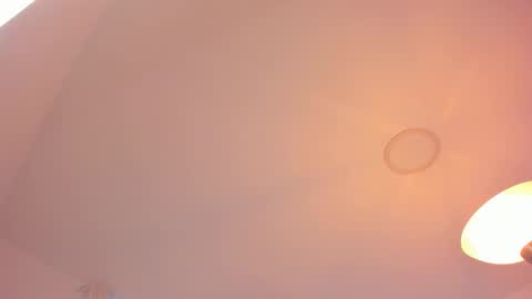 Snapshot of celia_dubois chatting on 18, 9, 2025 Ari online show from 18, 9, 2025