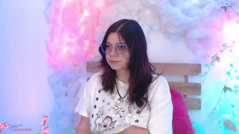 Snapshot of centaurigirls chatting on 5, 2, 2025 Hello guys my name is Sofi and Lizzie and Vanessa online show from 5, 2, 2025