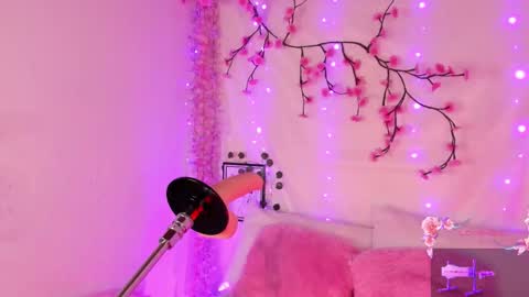 Snapshot of centaurigirls chatting on 30, 10, 2025 Hello guys my name is Sofi and Lizzie and Vanessa online show from 30, 10, 2025