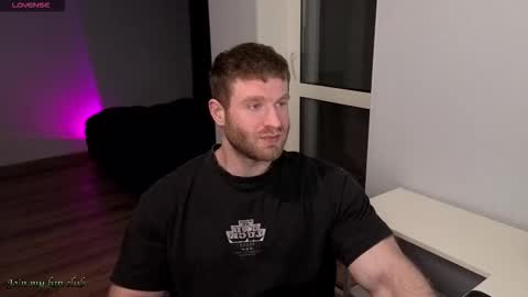 Snapshot of centurion_1 chatting on 14, 12, 2025 Bruce online show from 14, 12, 2025