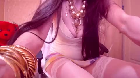 Cerise online show from 27, 2, 2025