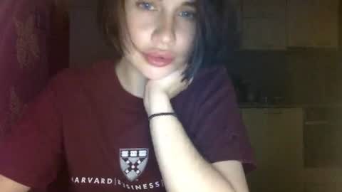 Snapshot of cerisedood82 chatting on 12, 6, 2026 Eva online show from 12, 6, 2026