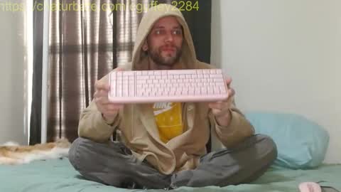 Snapshot of cguffey2284 chatting on 15, 1, 2026 cguffey2284 online show from 15, 1, 2026