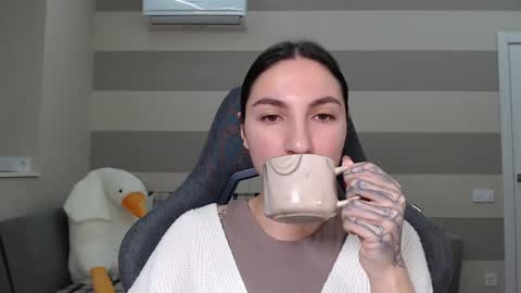 Snapshot of chabibiann chatting on 4, 2, 2025 Kate online show from 4, 2, 2025