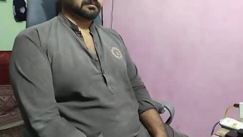 Snapshot of chadipluskhangarh chatting on 18, 4, 2026 Stormydick online show from 18, 4, 2026