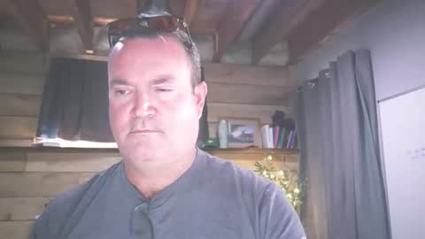 chadmichaell online show from 22, 4, 2026