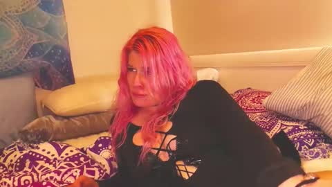 champagneandbitches1 online show from 7, 6, 2026