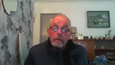 Snapshot of champers37 chatting on 4, 12, 2024 Champers online show from 4, 12, 2024