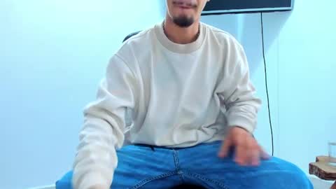 Snapshot of chandler_kenji chatting on 5, 5, 2026 Kenji online show from 5, 5, 2026