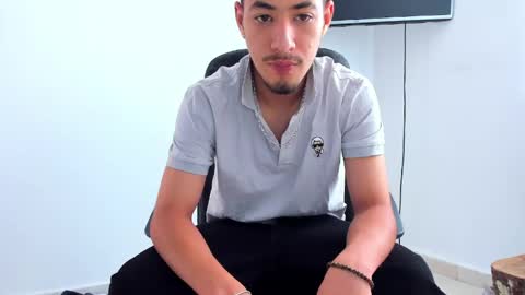 Snapshot of chandler_kenji chatting on 23, 5, 2026 Kenji online show from 23, 5, 2026