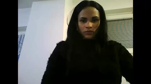 Laura online show from 6, 2, 2025