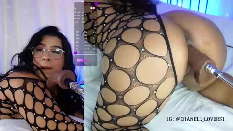 Snapshot of chanell_lovers chatting on 18, 9, 2025 CHANELL online show from 18, 9, 2025