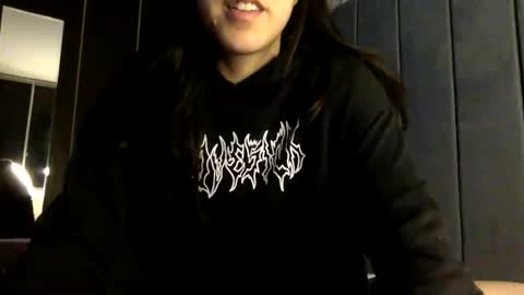 Viviana 3 online show from 4, 5, 2026