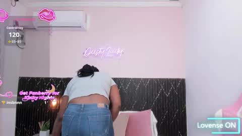 Snapshot of channel_brunette chatting on 2, 2, 2026 Chanel online show from 2, 2, 2026