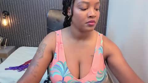 Snapshot of channel_brunette chatting on 27, 2, 2026 Chanel online show from 27, 2, 2026