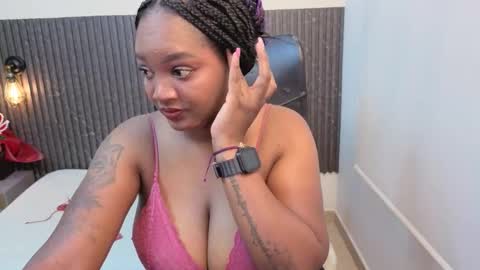 Snapshot of channel_brunette chatting on 7, 3, 2026 Chanel online show from 7, 3, 2026