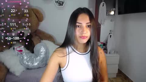 Isabella online show from 14, 10, 2025