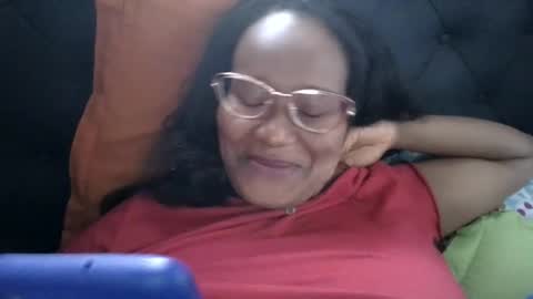 Snapshot of chantal99 chatting on 5, 10, 2025 chantal99 online show from 5, 10, 2025