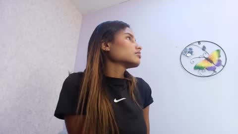Snapshot of chantal_taylor_ chatting on 15, 10, 2025 Raquel online show from 15, 10, 2025