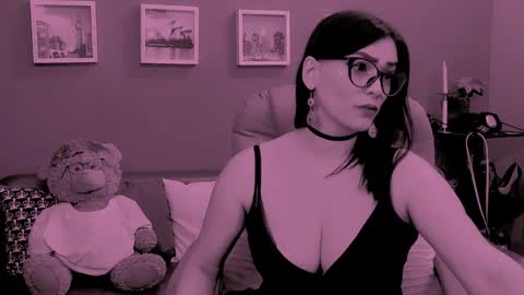 The Queen online show from 30, 3, 2026