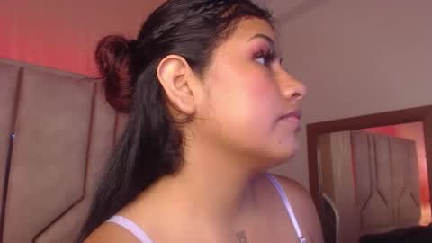  chantalpetit  online show from 15, 4, 2026