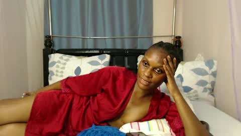 Snapshot of chantelsamz2 chatting on 10, 3, 2025 Chantel online show from 10, 3, 2025