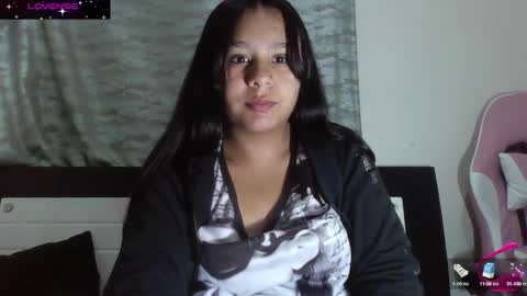 Snapshot of charis_21 chatting on 2, 12, 2024 charis 2 online show from 2, 12, 2024