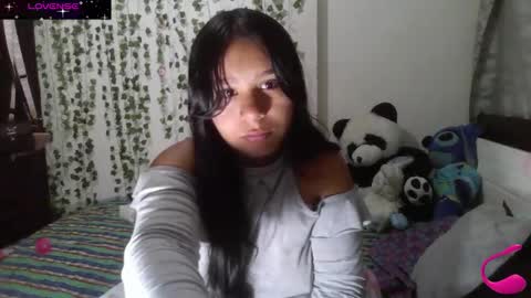 Snapshot of charis_21 chatting on 24, 12, 2024 charis 2 online show from 24, 12, 2024