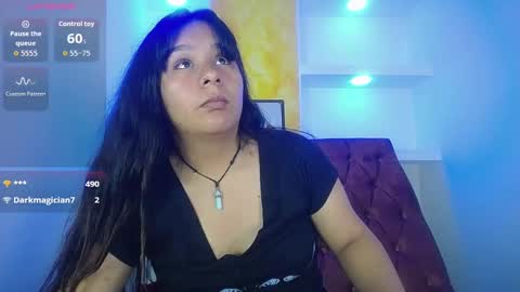 Snapshot of charis_21 chatting on 7, 10, 2025 charis 2 online show from 7, 10, 2025