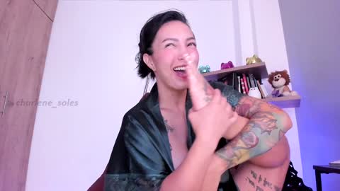 Snapshot of charlene_soles chatting on 4, 2, 2025 Charlene online show from 4, 2, 2025
