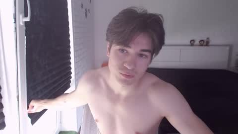 Snapshot of charleshanson69 chatting on 18, 9, 2025 charleshanson69 online show from 18, 9, 2025