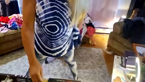 Snapshot of charli_girl chatting on 15, 10, 2025 Charli online show from 15, 10, 2025