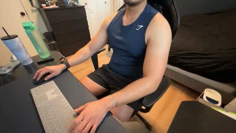 charliekkw online show from 8, 2, 2026