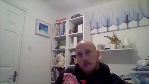 Snapshot of charliephandguest chatting on 4, 11, 2025 Charlie online show from 4, 11, 2025