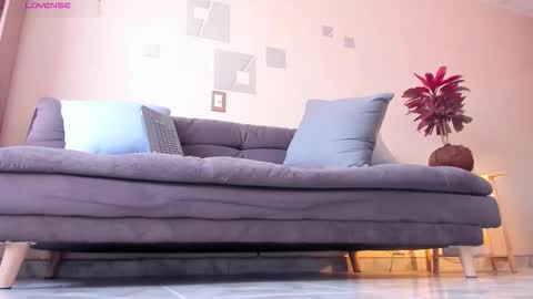 Charlize online show from 18, 2, 2026