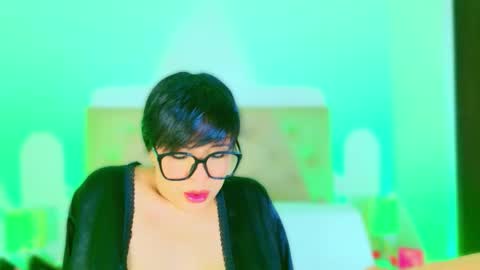 Snapshot of charlootteevans chatting on 1, 10, 2025 Charloott Evans online show from 1, 10, 2025