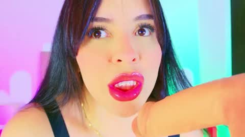 Snapshot of charlootteevans chatting on 4, 11, 2025 Charloott Evans online show from 4, 11, 2025