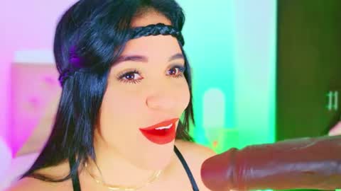 Snapshot of charlootteevans chatting on 8, 7, 2026 Charloott Evans online show from 8, 7, 2026
