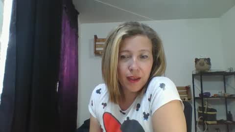 Snapshot of charlot_ponze chatting on 6, 12, 2024 charlott online show from 6, 12, 2024