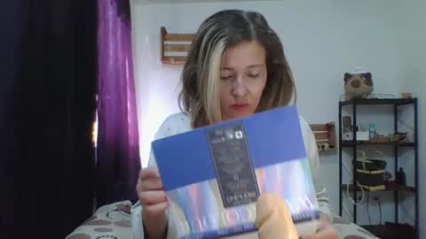 Snapshot of charlot_ponze chatting on 26, 12, 2024 charlott online show from 26, 12, 2024