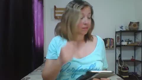 Snapshot of charlot_ponze chatting on 15, 2, 2025 charlott online show from 15, 2, 2025