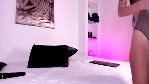 Snapshot of charlote_zc_ chatting on 11, 2, 2025 Charlote online show from 11, 2, 2025