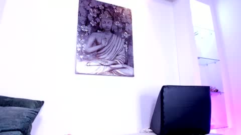 Snapshot of charlote_zc_ chatting on 6, 3, 2025 Charlote online show from 6, 3, 2025