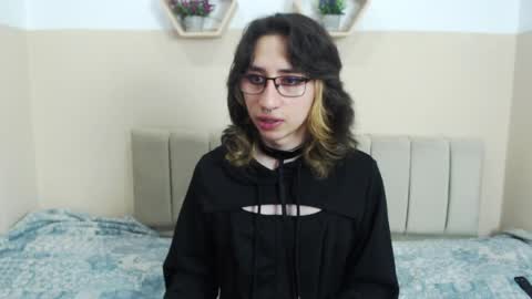 charlothe_dumont online show from 13, 5, 2026