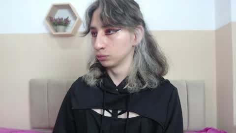 charlothe_dumont online show from 23, 5, 2026