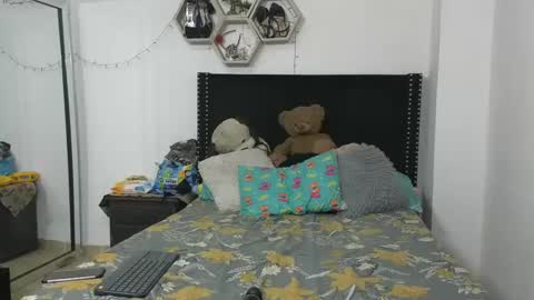 Snapshot of charlotte_027 chatting on 25, 1, 2025 charlotte_027 online show from 25, 1, 2025